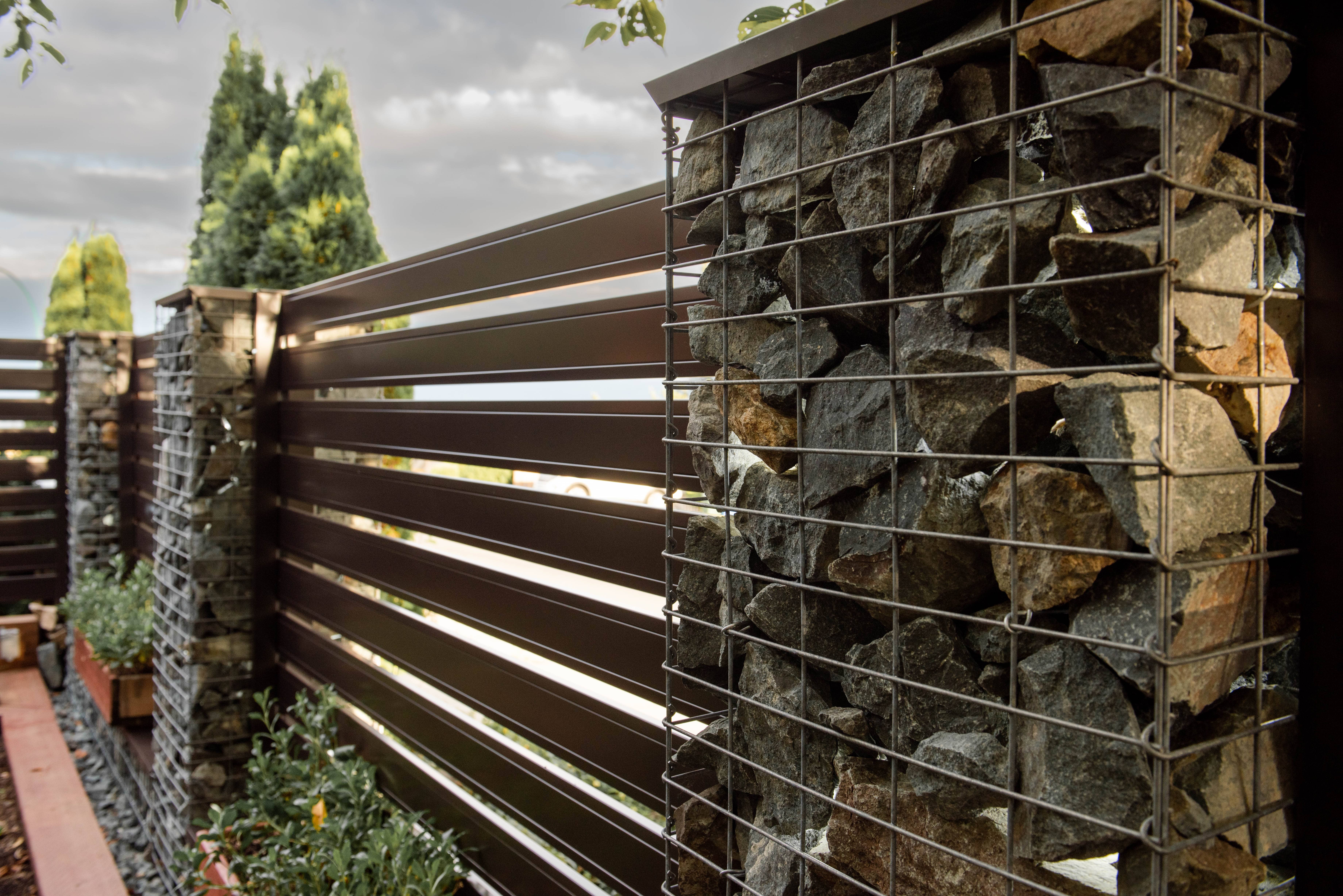 Gabion fence